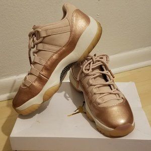 Women's Air Jordan 11 Low ‘Rose Gold’ Size 9.5
